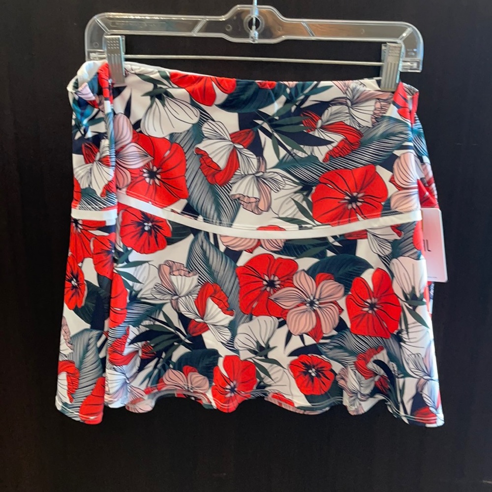 Tail 14.5” skort- floral design.